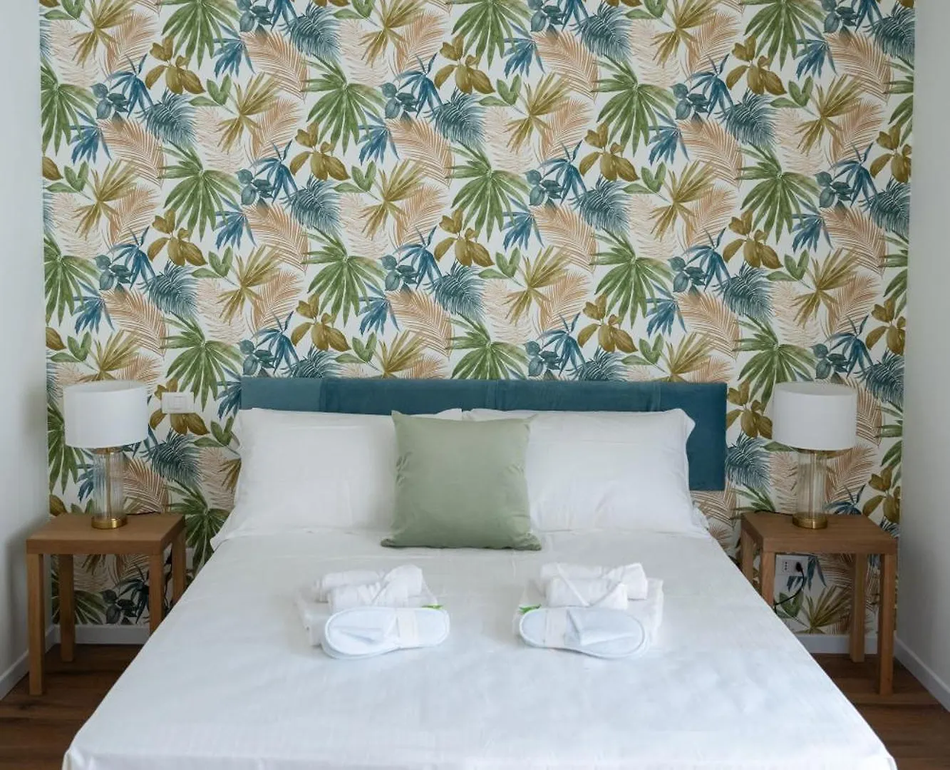 Apartment Appartamento Con 2 Camere E 2 Bagni -San Giovanni- Rome Italy