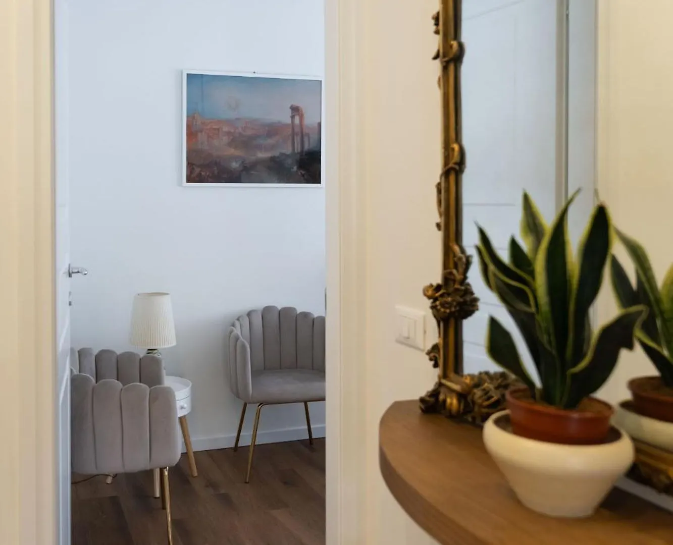 Appartamento Con 2 Camere E 2 Bagni -San Giovanni- Rome Apartment